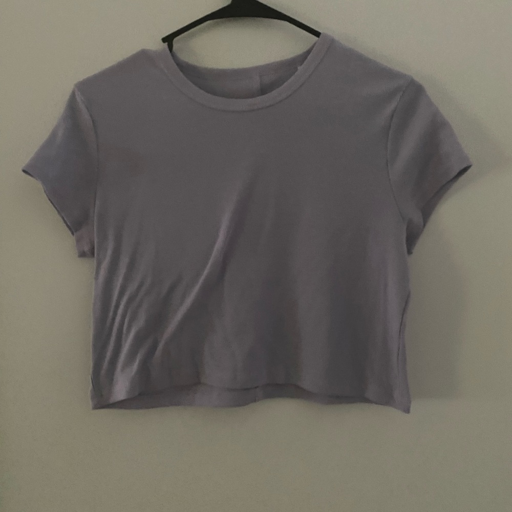 PacSun light purple crop top